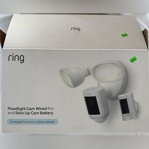 Ring NIB Floodlight Cam - Wired, Stand-Up Cam- Battery, & Plug-In Mount, White
